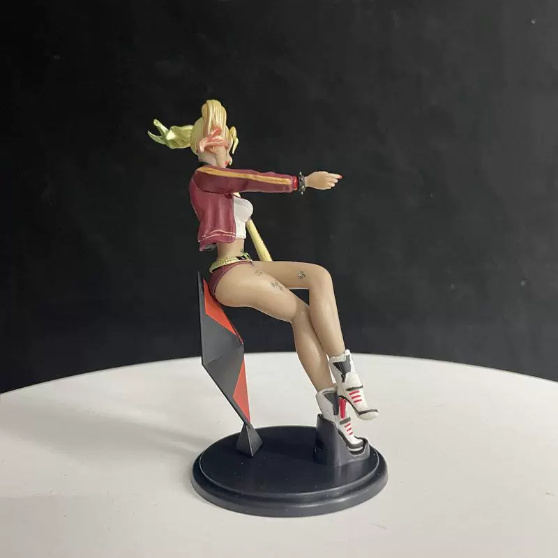 11cm Suicide Squad Harley Quin - مراجعة Car Accessories Joker وسعره
